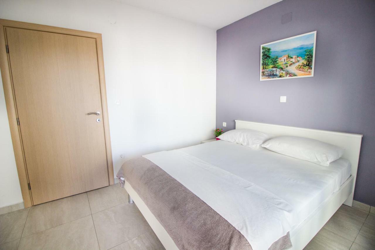 Colic Appartement Njivice Buitenkant foto
