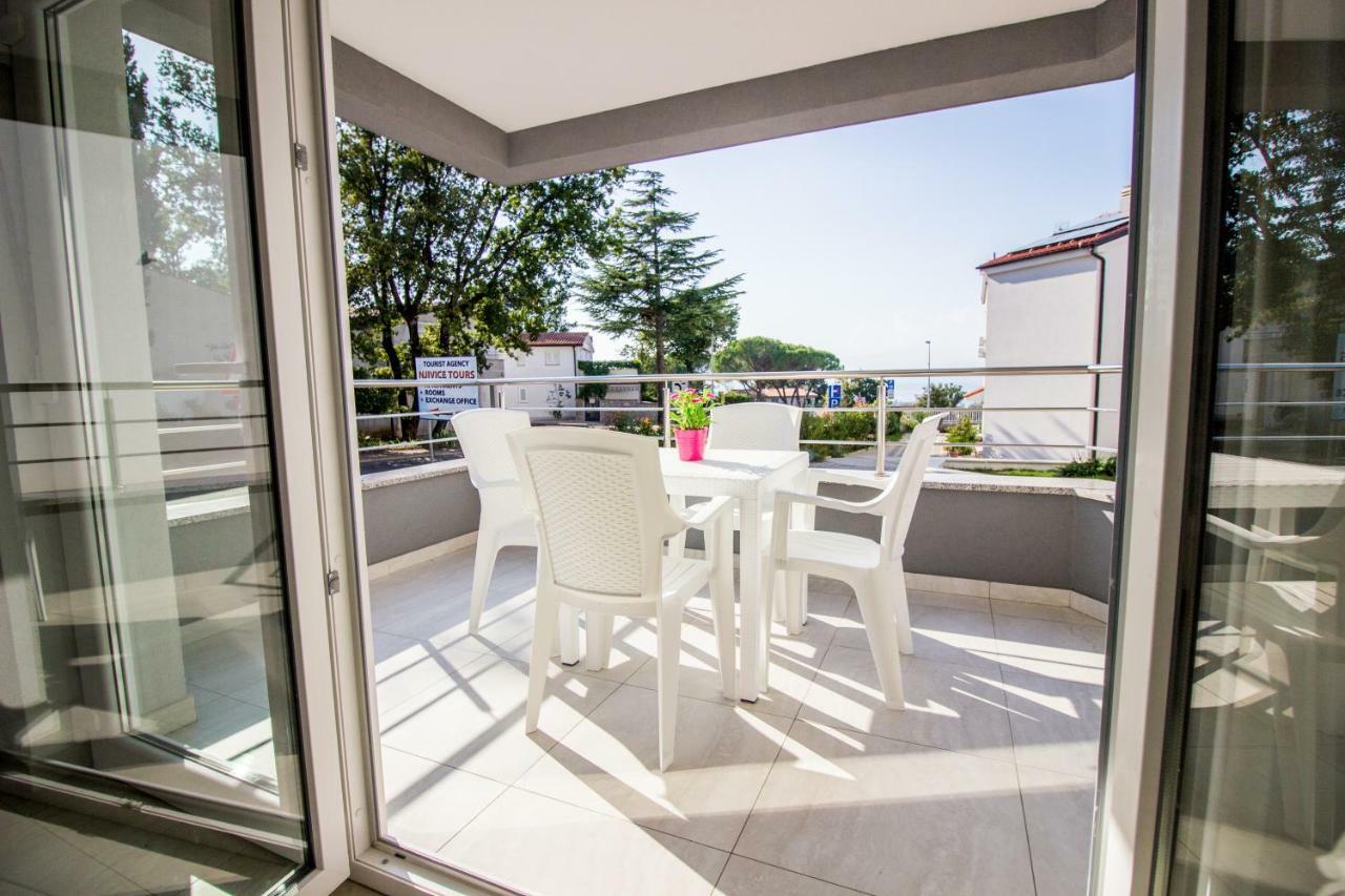 Colic Appartement Njivice Buitenkant foto